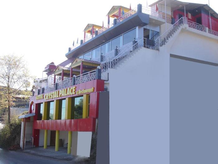Hotel Crystal Palace Данаулти Екстериор снимка